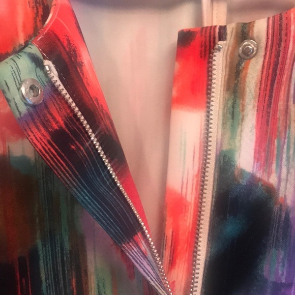 Chelsea & Theodore size M zip front jacket - Picture 3 of 4